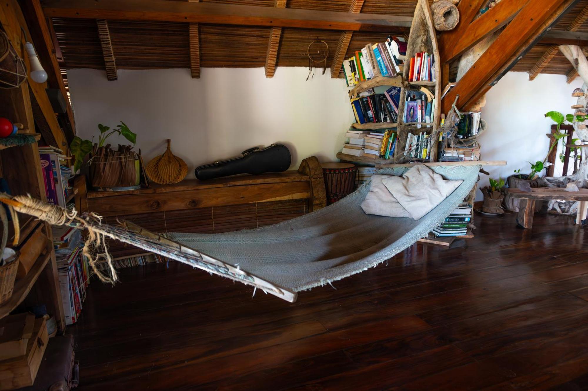 Shambala Madagascar: Beachfront Lodge And Adventures Ambolobozo Luaran gambar
