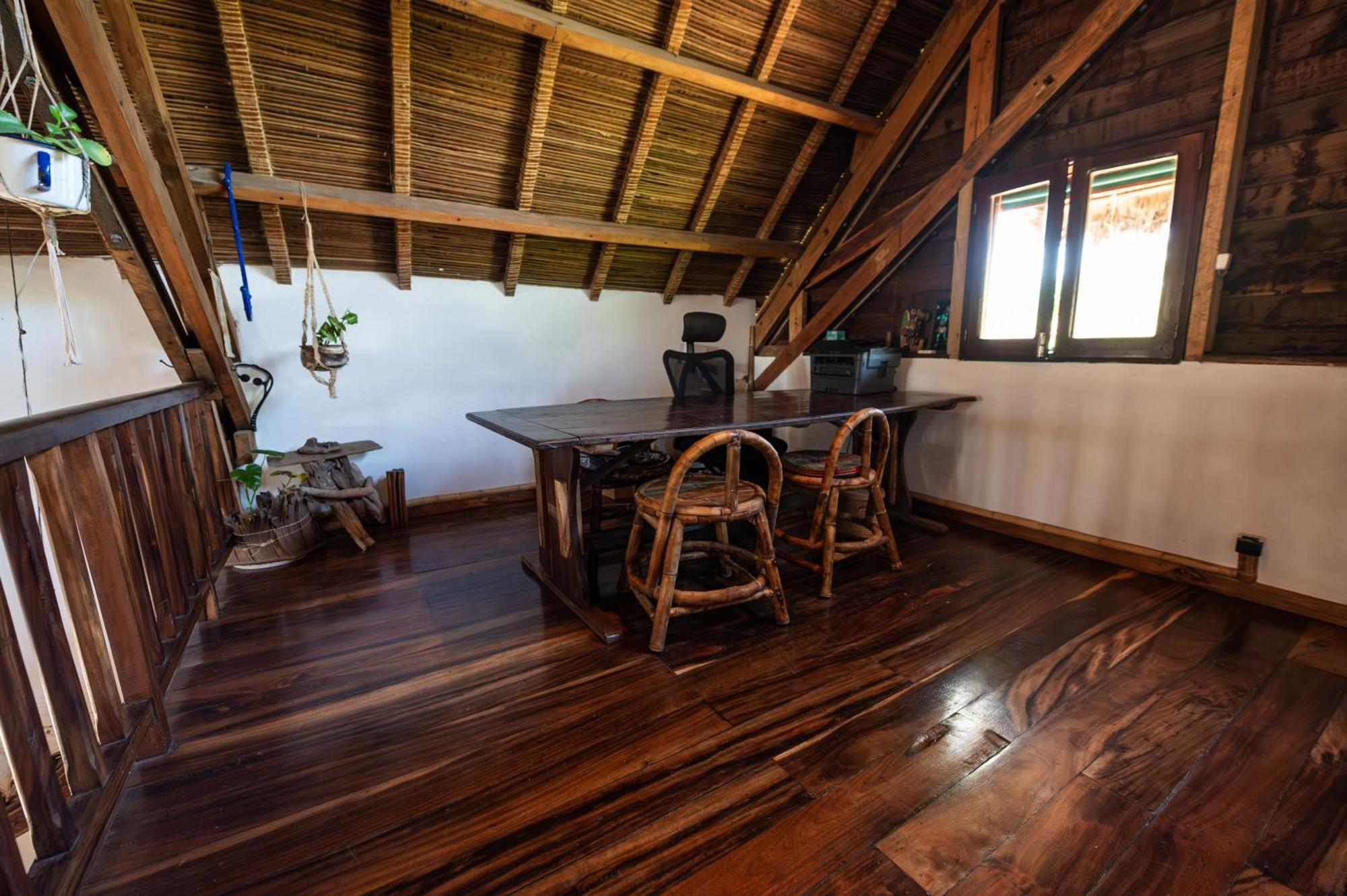 Shambala Madagascar: Beachfront Lodge And Adventures Ambolobozo Luaran gambar